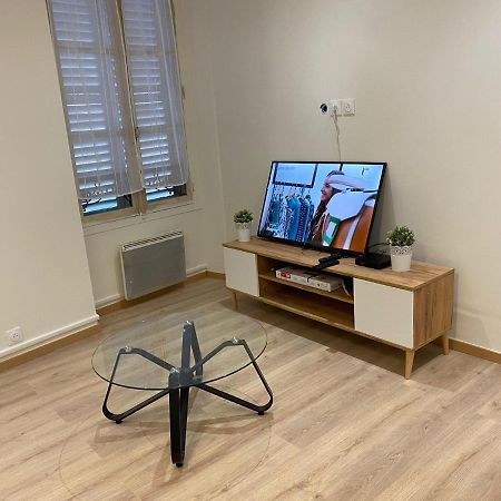 Grand F4 De 71M2 Pour 6 Personnes En Plein Centre Ville Арпажон Экстерьер фото