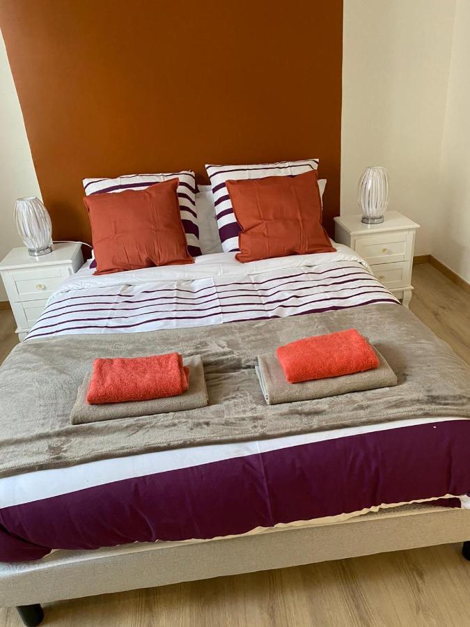 Grand F4 De 71M2 Pour 6 Personnes En Plein Centre Ville Арпажон Экстерьер фото