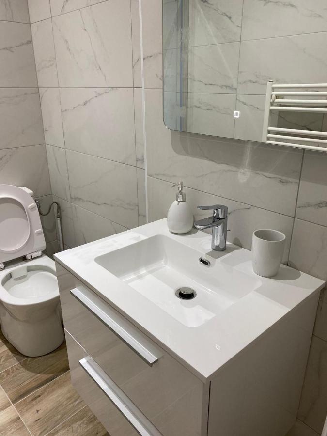 Grand F4 De 71M2 Pour 6 Personnes En Plein Centre Ville Арпажон Экстерьер фото