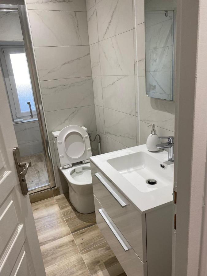 Grand F4 De 71M2 Pour 6 Personnes En Plein Centre Ville Арпажон Экстерьер фото